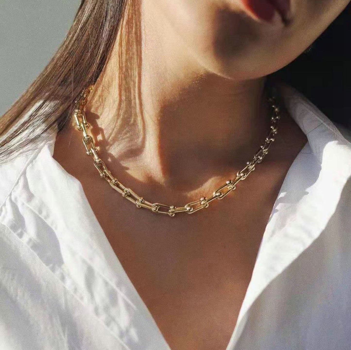 U-shaped Necklace